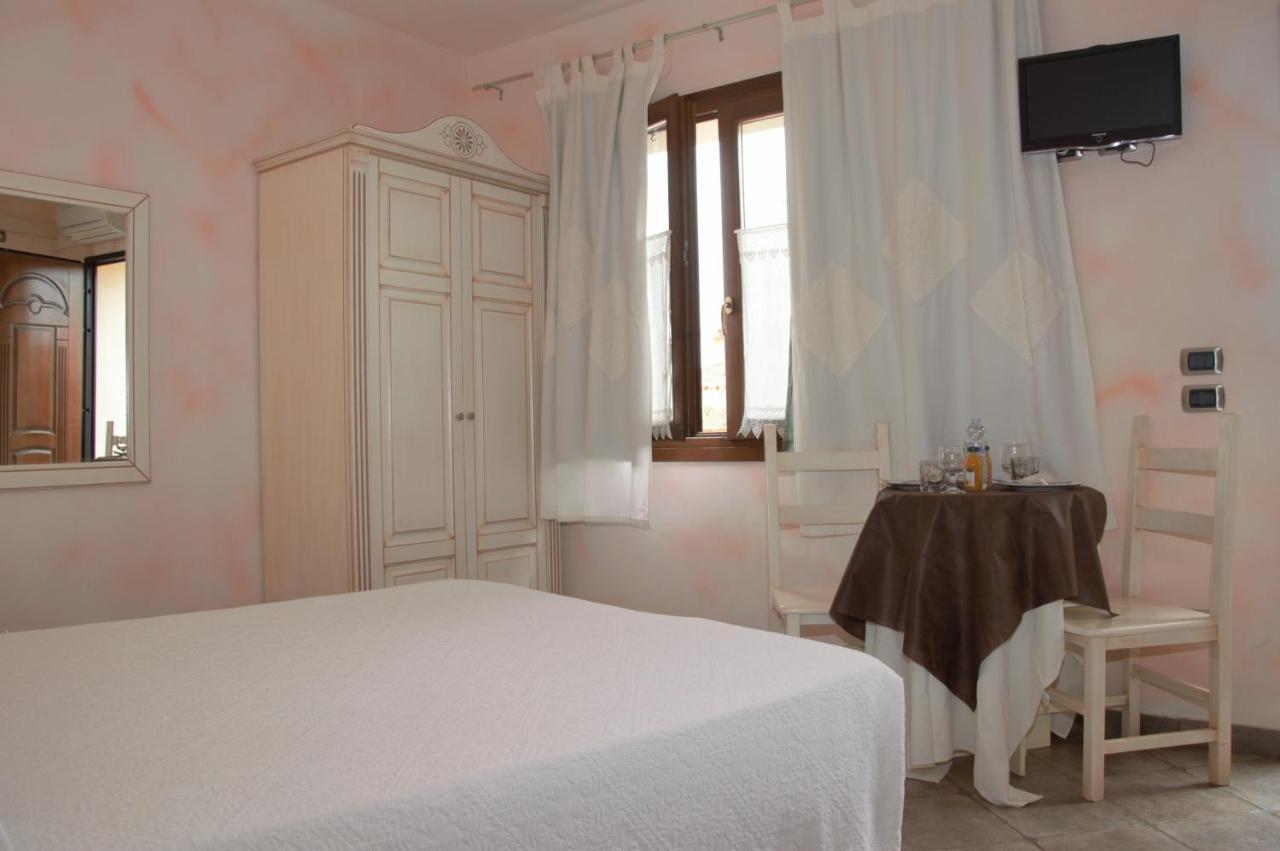 Hotel Sa Cralla Villasimius Bagian luar foto