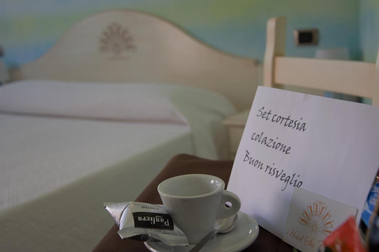 Hotel Sa Cralla Villasimius Bagian luar foto