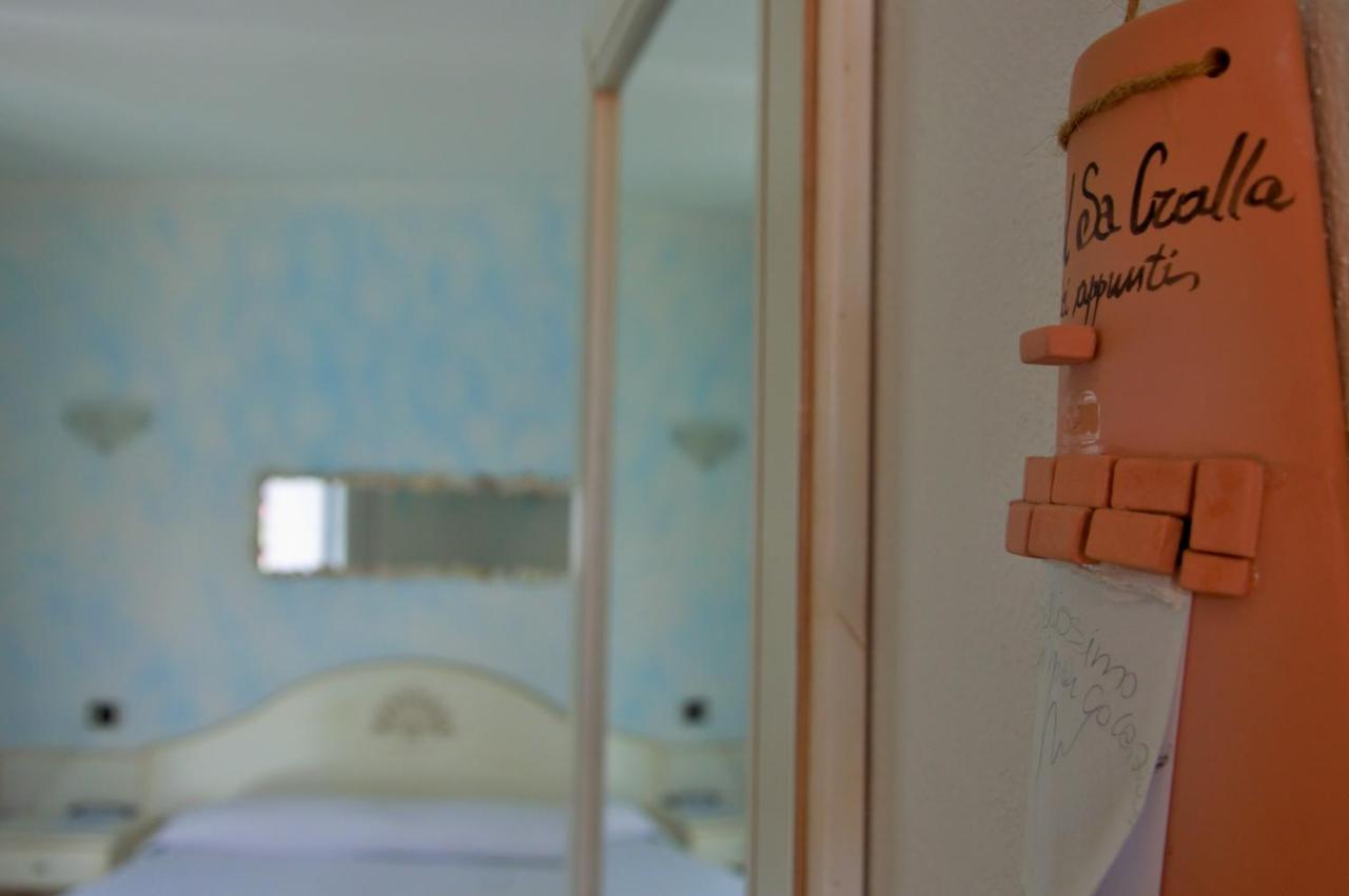Hotel Sa Cralla Villasimius Bagian luar foto