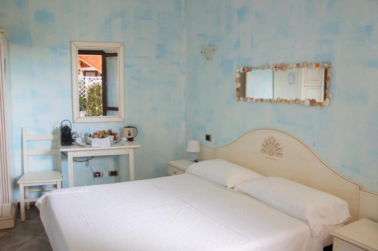 Hotel Sa Cralla Villasimius Bagian luar foto